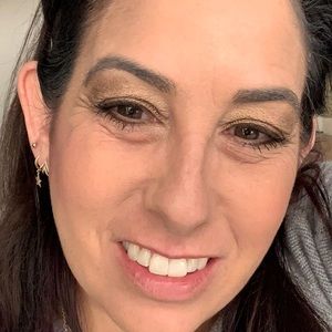 Meet your Posher, Gabrielle